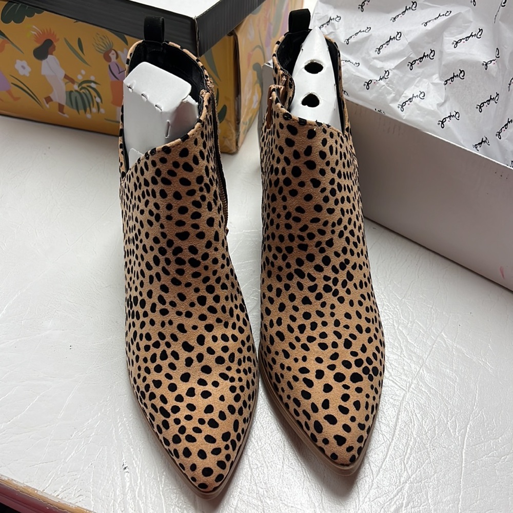 Tan/Black Leopard Suede Booties - Picture 6 of 6